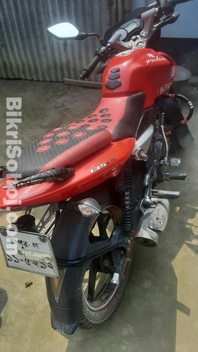 Pulsar 135